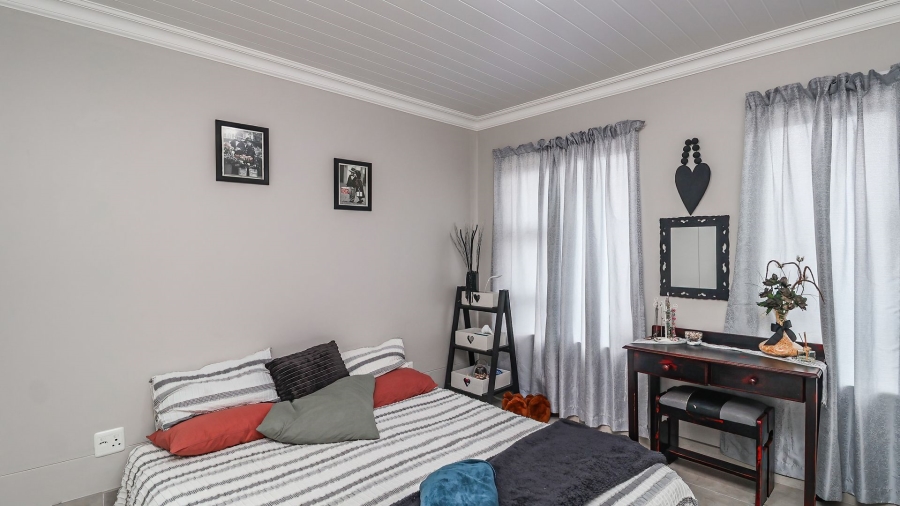 3 Bedroom Property for Sale in Dana Bay Western Cape